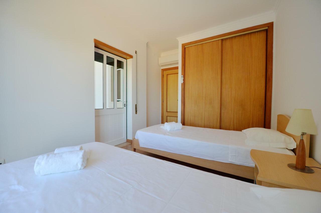 Townhouse Next To Falesia Beach Albufeira Exterior foto